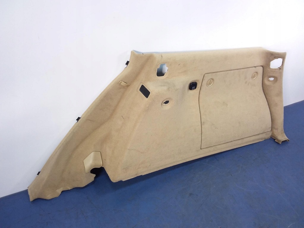 MERCEDES ML W164 KOFFERRAUMPOLSTERUNG, RECHTE SEITE Product image