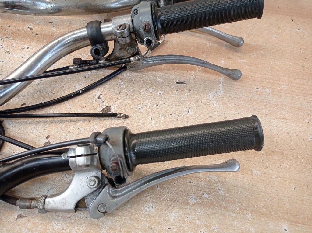 WSK - Vögel - Lelek - Lenkrad mit Türgriffen - 4 Stücke (1,2,3,4) Product image