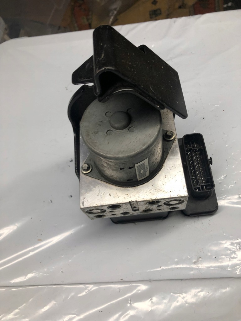 GRAND CHEROKEE WK2 ABS-PUMPENSTEUERUNG 68164629AB Product image