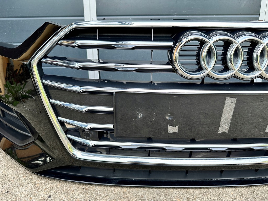 AUDI A5 F5 8W FRONTSTOßSTANGE KOMPLETT GRILL PDC LY9B Product image