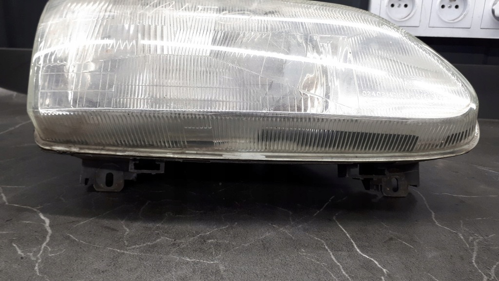 Renault Megane rechter Frontscheinwerfer Product image