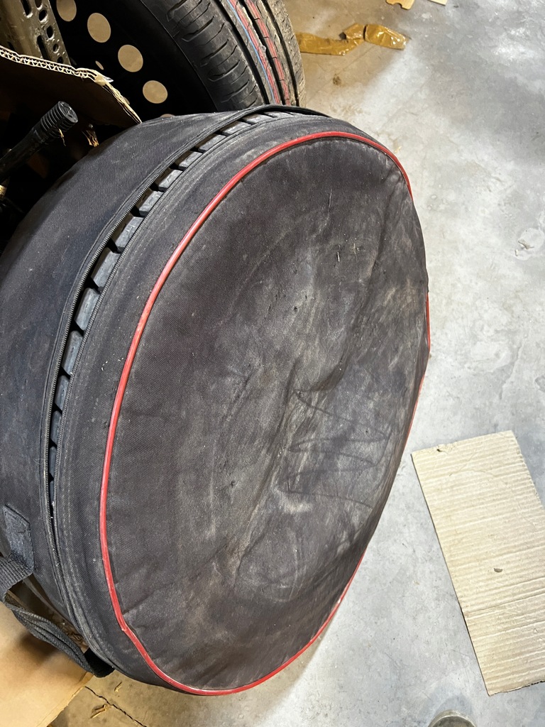 RESERVERADABDECKUNG BMW 3ER E36 205/65 R15 Product image