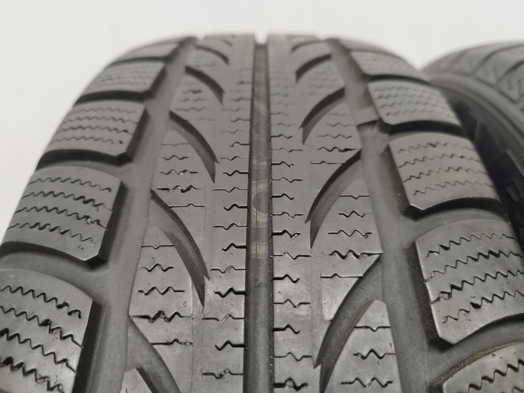 PAAR 185/65R15 HANKOOK ICEBEAR W440 Product image