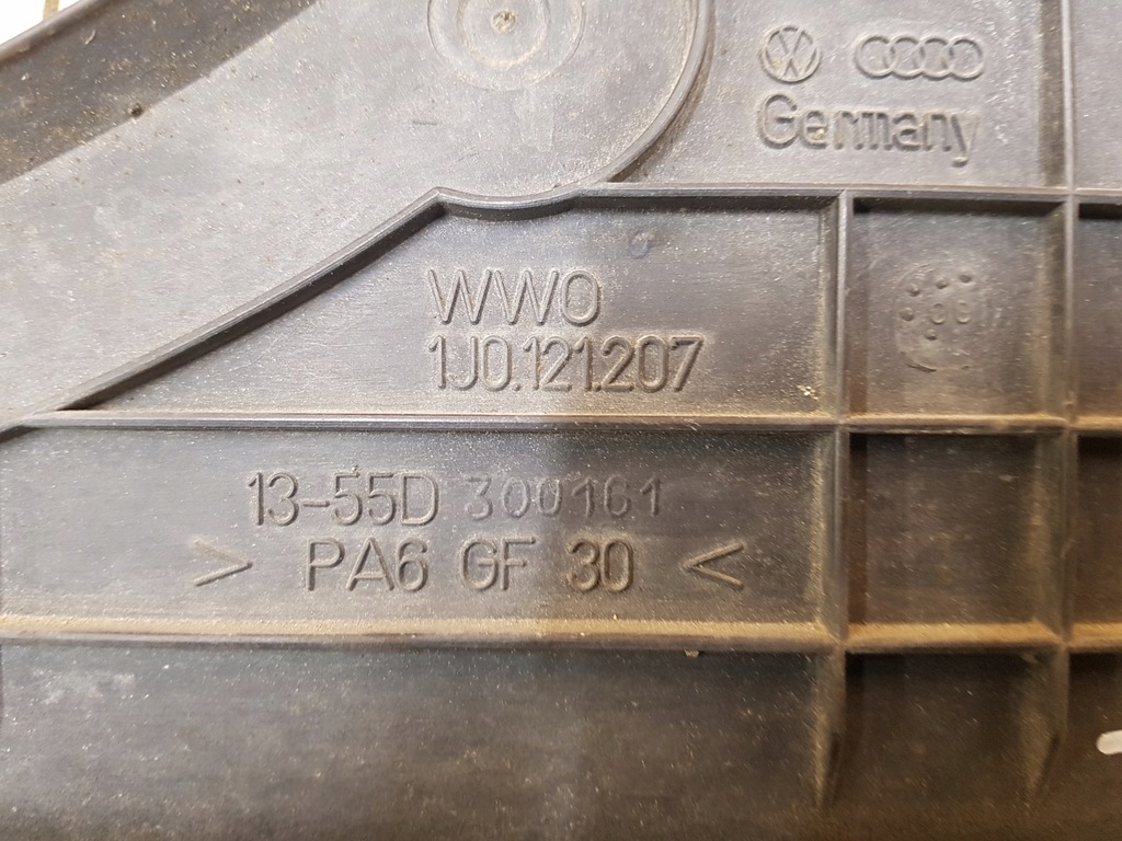 Skoda Octavia und 1,6 8 V Kühlschrankgehäuse Product image