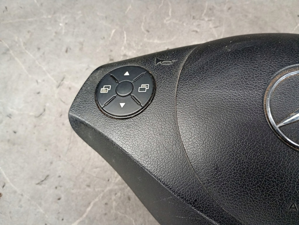 A9068602002 Mercedes Sprinter W906 Airbag -Kissen Product image