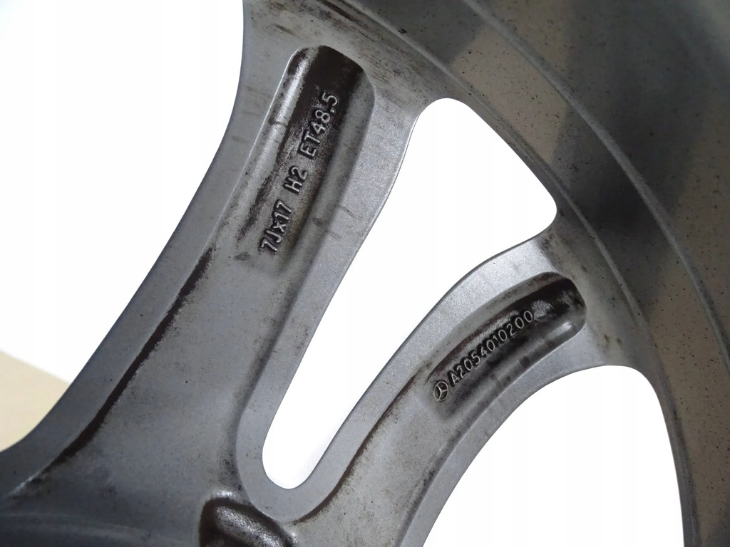 FELGE Mercedes A205 W205 7J x 17 H2 ET48.5 A2054010200 Product image