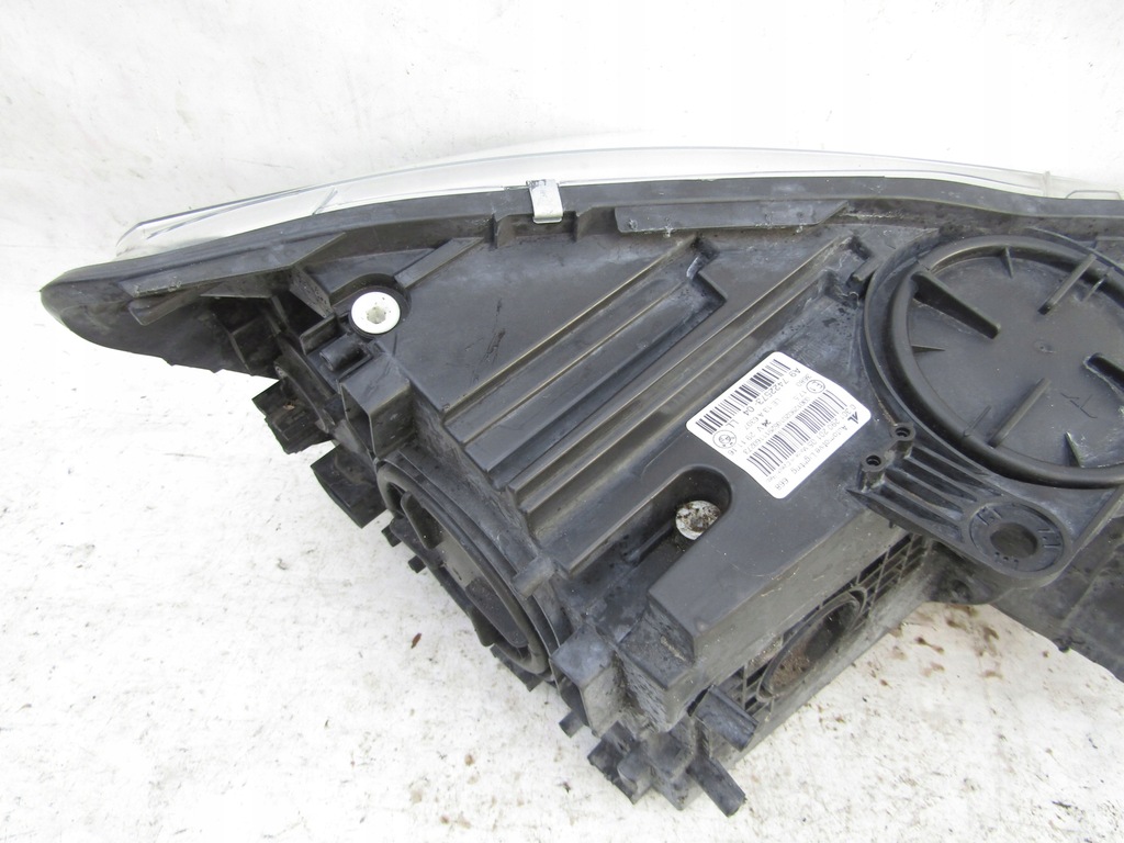 BMW 2 F45 F46 14- LINKS VORNE EU NORMAL H7 Product image