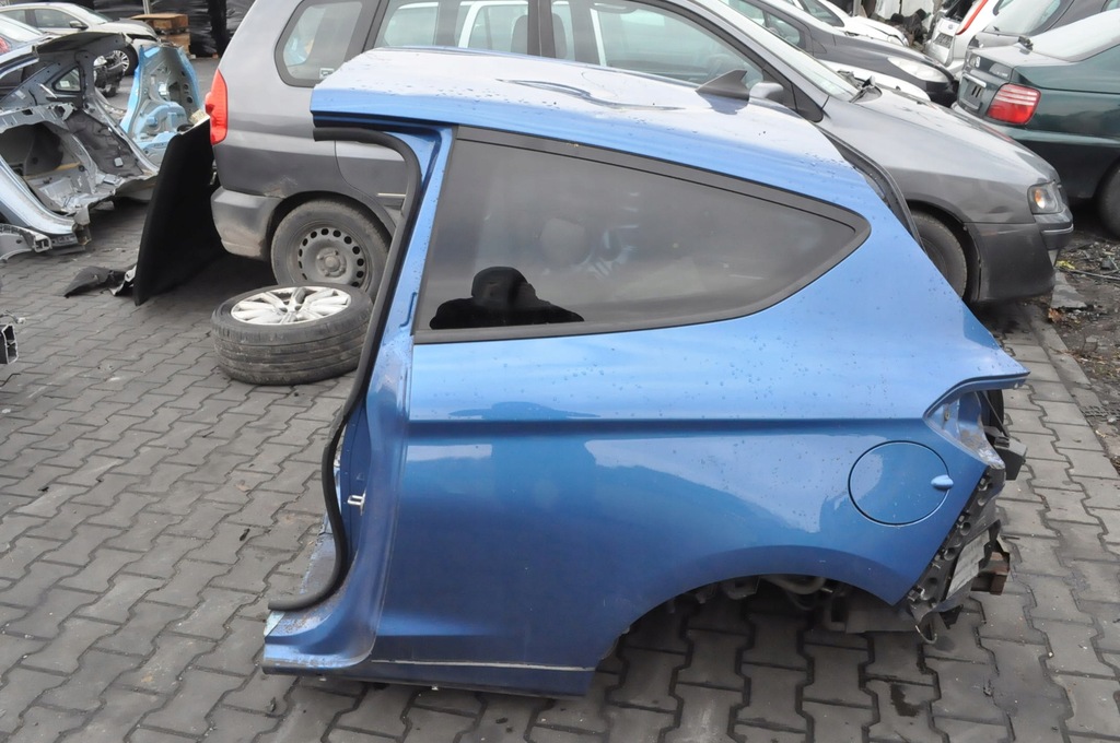FORD FIESTA MK8 3D VIERTEL LINKS RECHTS HINTEN GANZES ARSCH BADEGÜRTEL Product image
