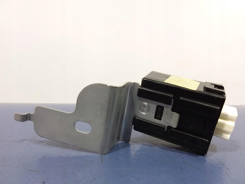 MAZDA 5 II CW 10-15 SCHLÜSSELLOSES SCHLOSSMODUL X1T85671M Product image