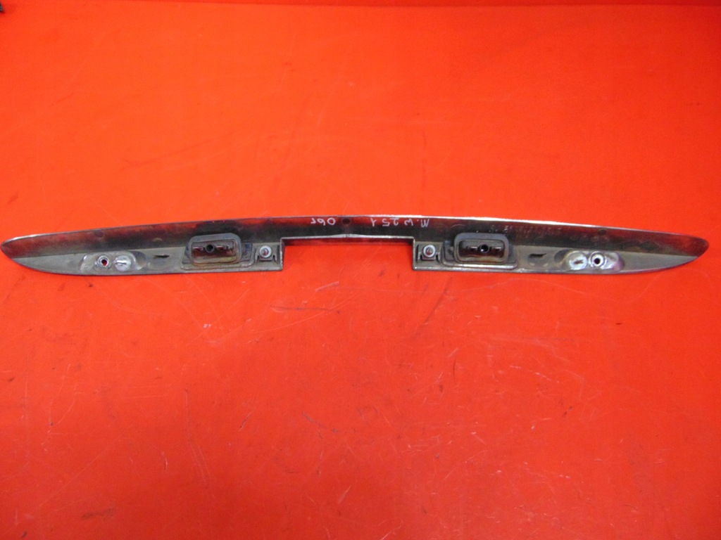 MERCEDES R-KLASA 251 W251 BLENDA Kofferraumdeckelleiste A2517400693 Product image