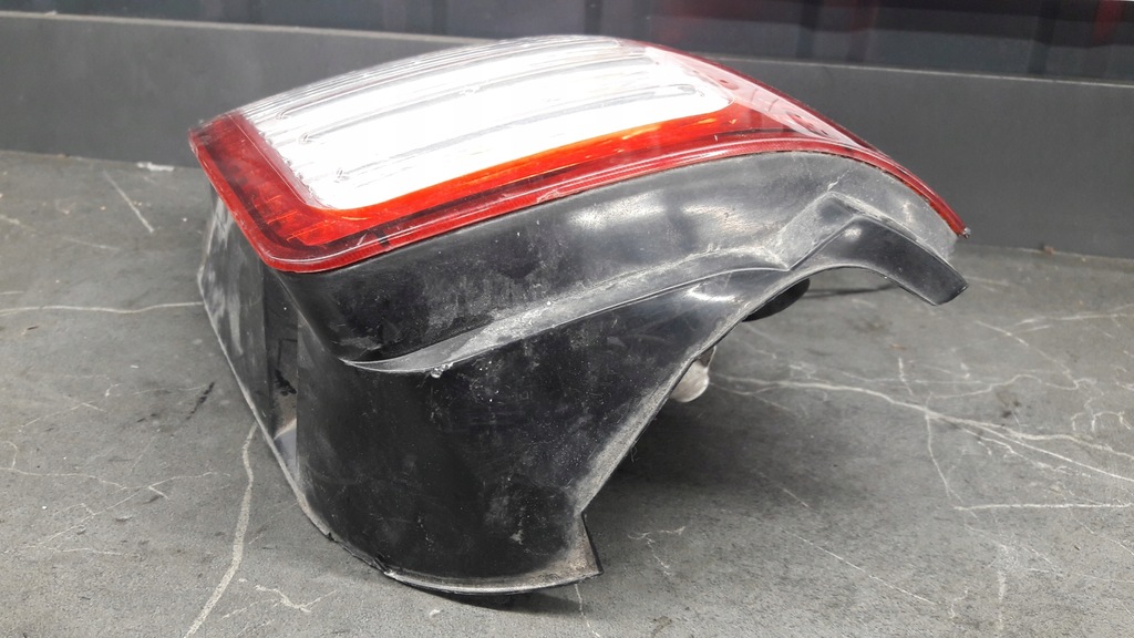 92401-M31 linker Heckscheinwerfer Kia Joice Product image