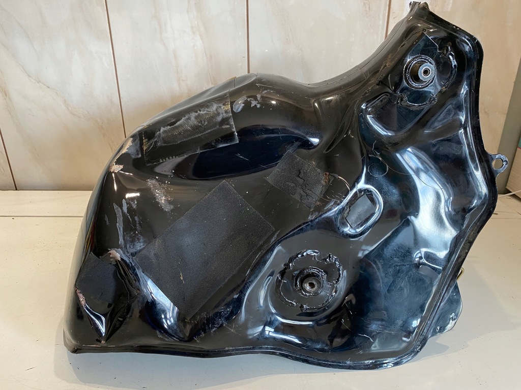 HONDA CBR 1000RR SC57 04-07 KRAFTSTOFFTANK Product image