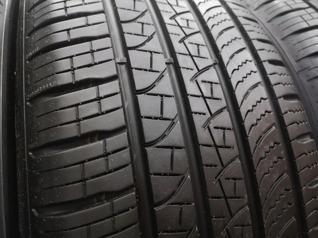 ALLE JAHRESZEITEN 235/50/20 235/50R20 PIRELLI SCORPION ZERO ALLE JAHRESZEITEN Product image