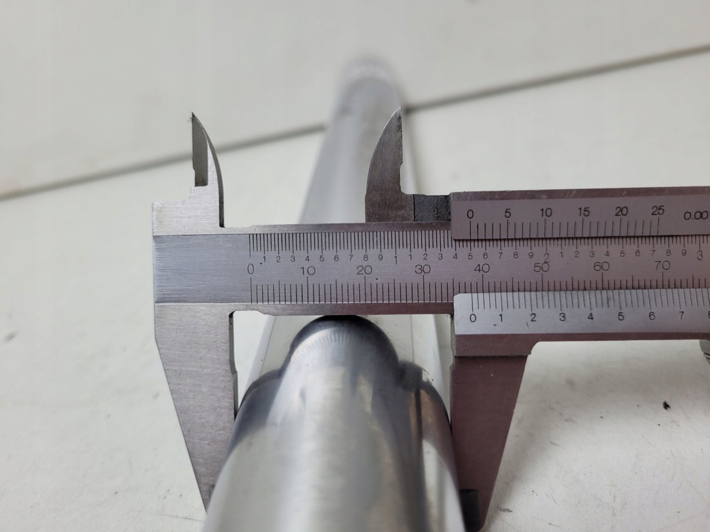 Suzuki PE175 82–83 LAGA ROHR VORDERE AUFHÄNGUNG 14400 Product image