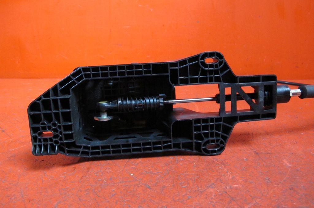 MERCEDES W245 B-KLASSE 2,0 CDI 640941 W169 HEBEL SELEKTOR SCHALTKABEL Product image