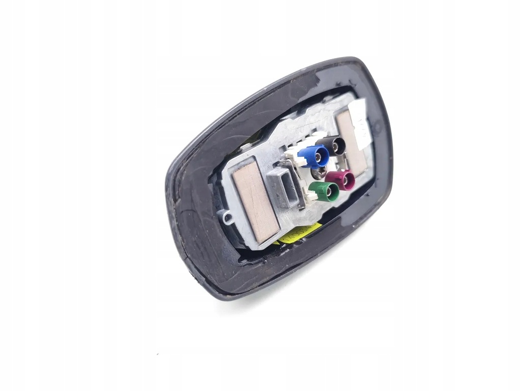 Mercedes-Benz E-Klasse GPS-Antenne 2015 Salon 4/5tr Product image