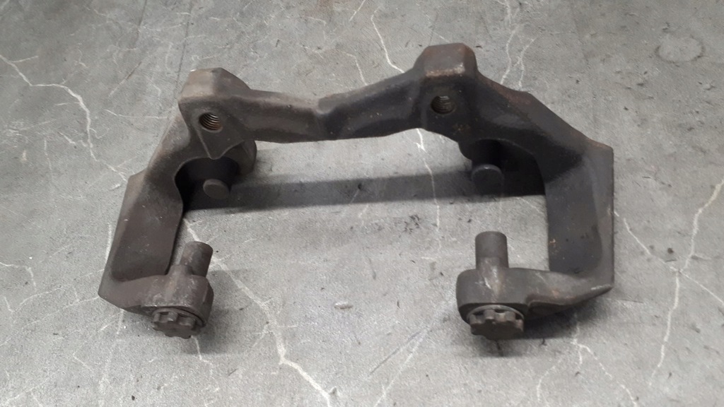 Gabelbrücke links vorne Mercedes W212 3.0cdi Product image