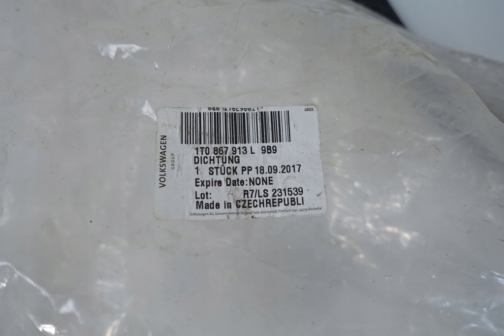 VOLKSWAGEN TOURAN UND TÜRDICHTUNG LINKS HINTEN 1T0867913L Product image