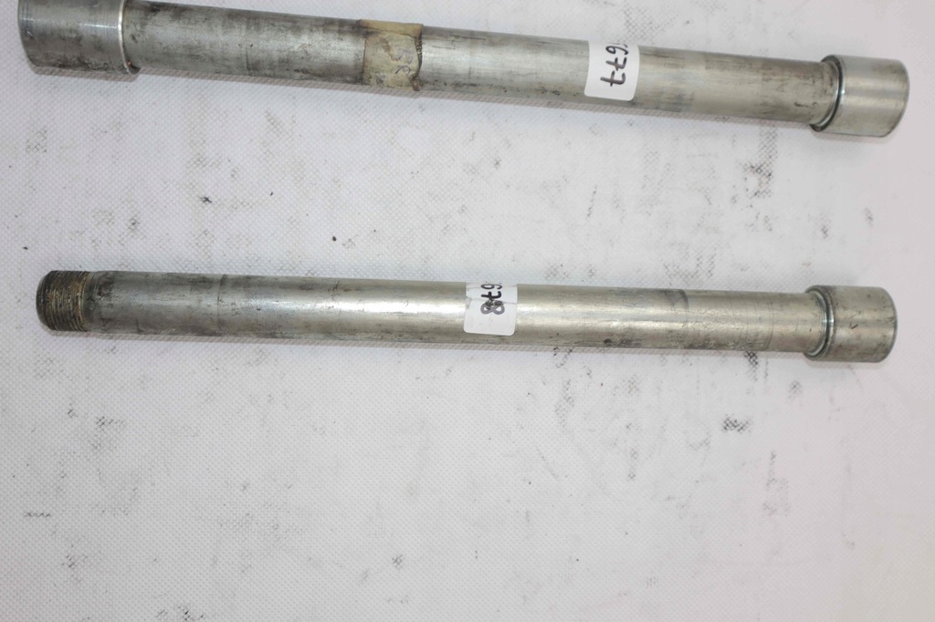 HONDA CBR 900 RR 929 SC44 954 SC50 Achse Schwingenachse hinten Hinterräder Product image