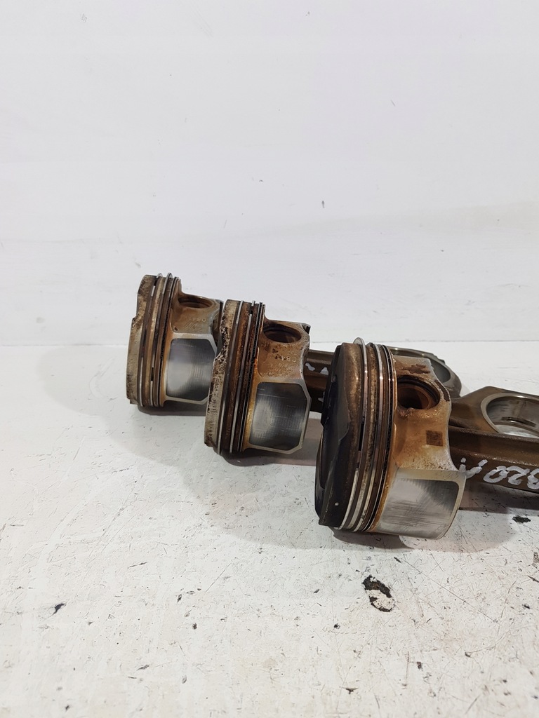 KOLBEN PLEUEL 0841W BMW X1 E84 F10 F30 F11 2.0B N20B20A Product image