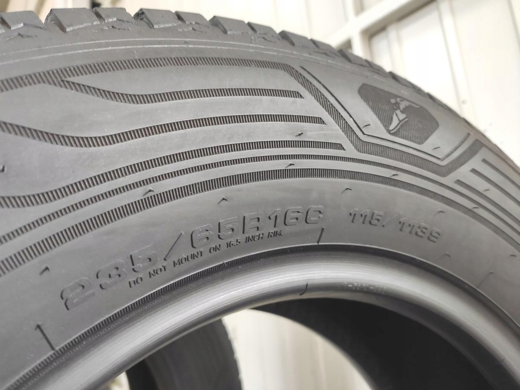235/65r16c Goodyear 2022, alle Reifen 7 mm 6964 Product image