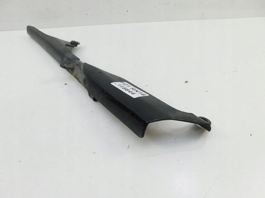 YAMAHA FZ1 RN16 KETTENABDECKUNG Product image