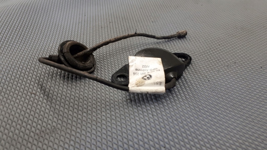65.90-8381206 BMW E53 Lift-Antennenverstärker Product image