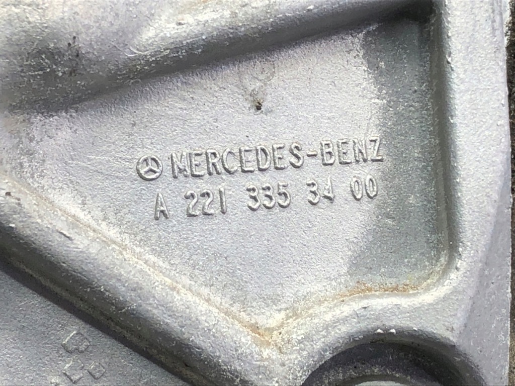 ACHSE VORNE UNTERSCHIED AMG MERCEDES-BENZ CLS (C257) 3.0B A2223350000 A2213353400 Product image