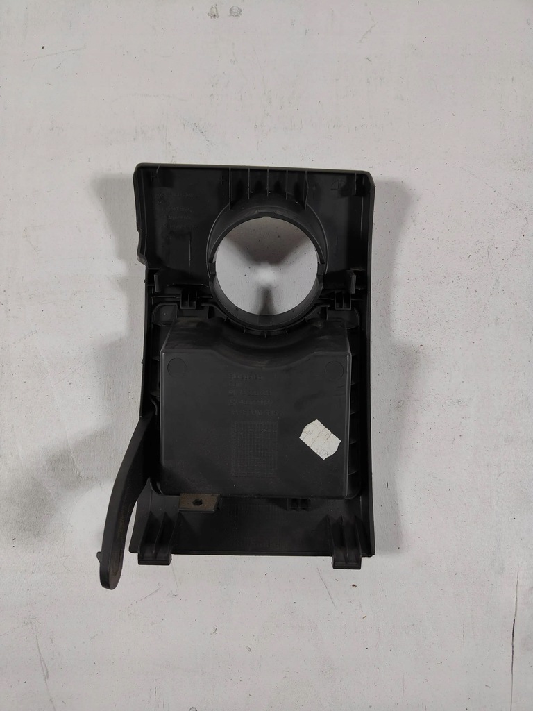 Opel Corsa D Handschuhfach links Sicherungsdeckel Europa Product image