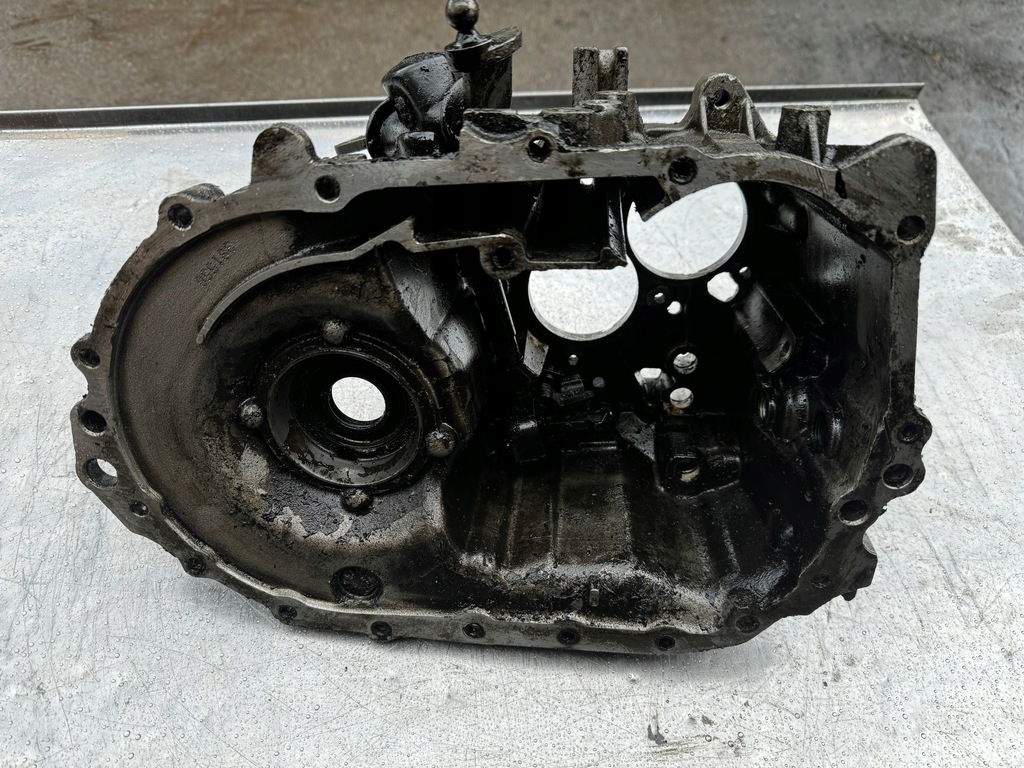 FIAT 500 PUNTO 1.3 JTD M-JET GETRIEBE 55276900 GEHÄUSE Product image