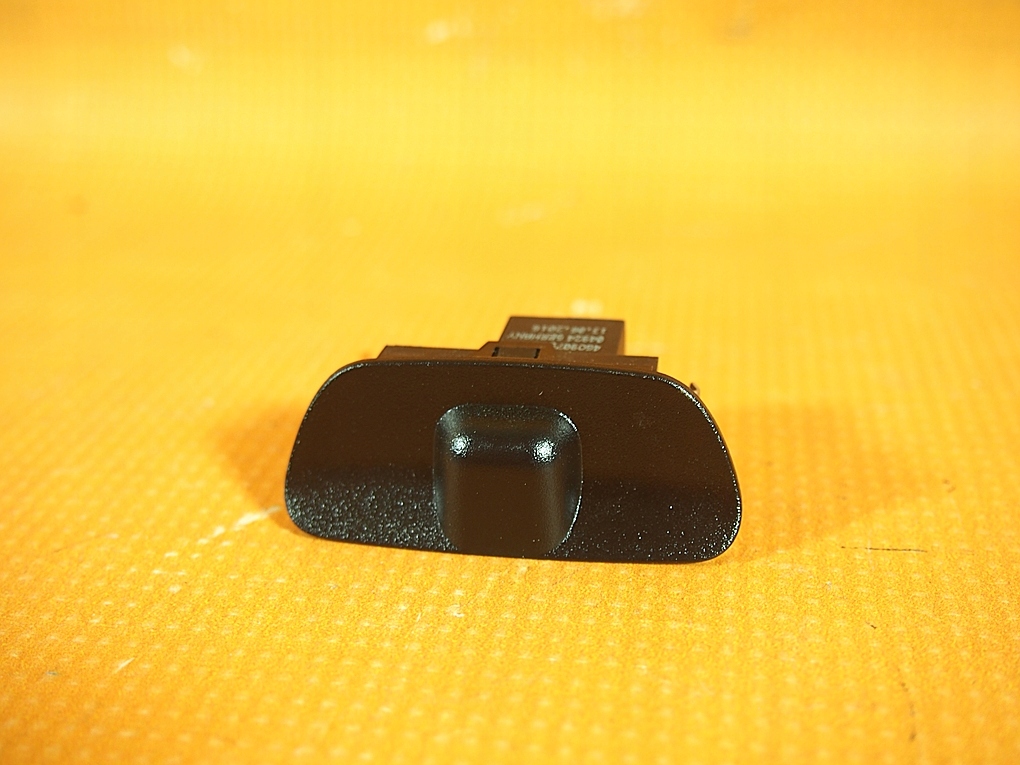 Audi A6 4G LIFT 32KM Sonnenlichtsensor 4g0907539a Product image