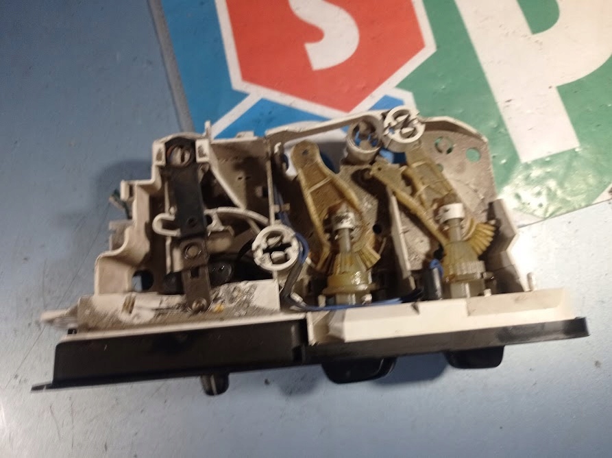 Lüftungsgitter TOYOTA PASEO 1881116021 Product image