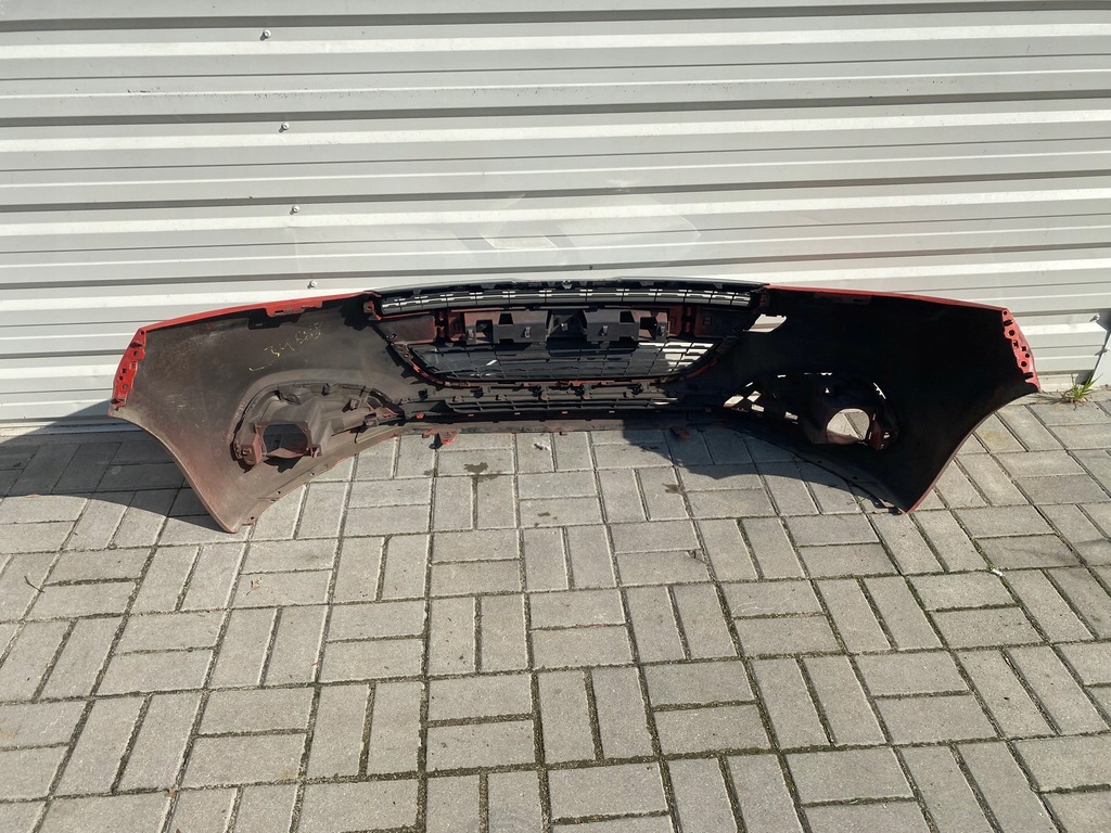 Vordere Stoßfänger vorne Peugeot 208 und EU anheben Product image