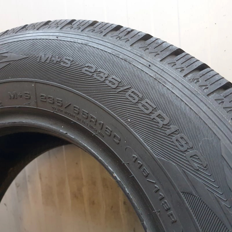Goodyear Cargo UltraGrip 2 235/65R16 115/113 R Schneegriff (3PMS Product image