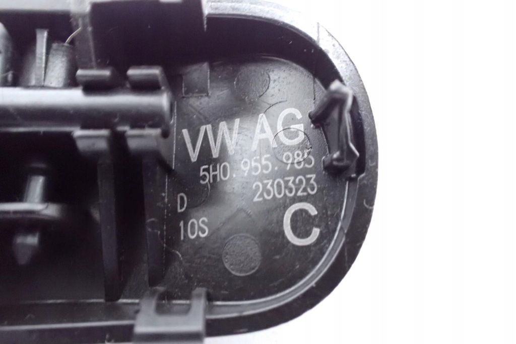 WASCHSCHEIBENDÜSE LINKS ORIGINAL 5H0955985 VW TOURAN II III 5T 23R Product image
