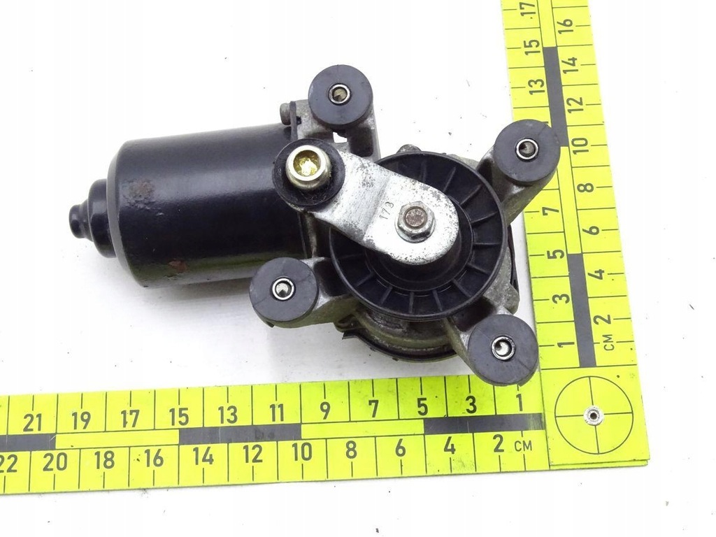 MITSUBISHI PAJERO III 99–06 VORDERWISCHERMOTOR MR388036 Product image