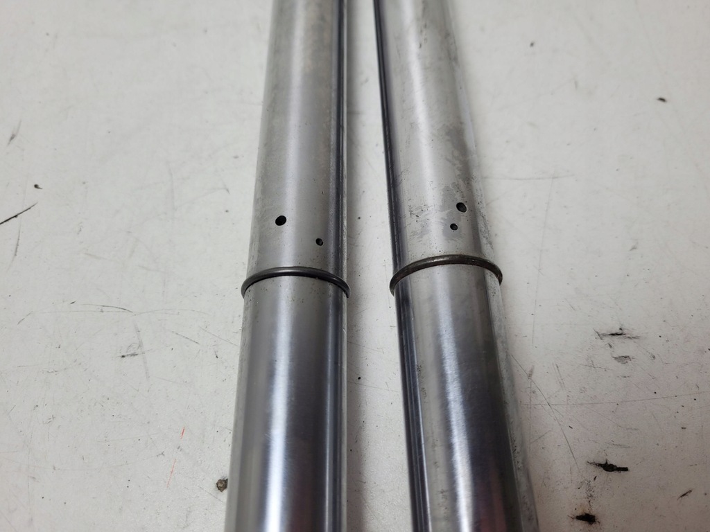 SUZUKI A100 73–78 LAGA ROHR LINKS RECHTS VORDERE AUFHÄNGUNG 23010 Product image