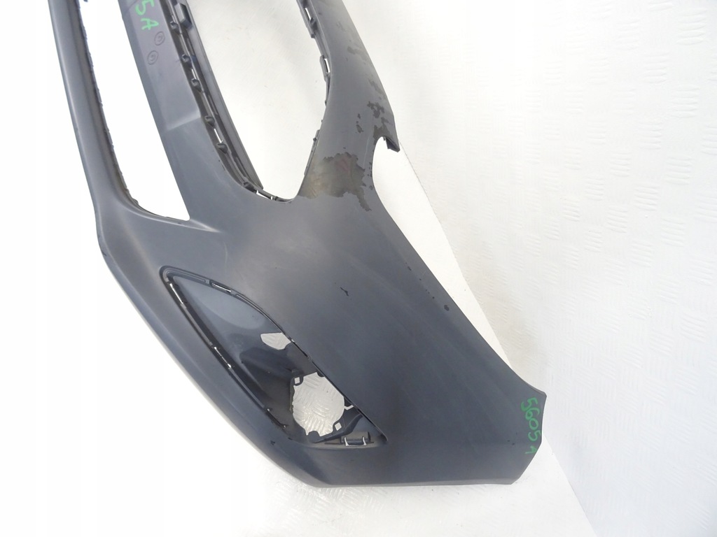 Ford Fiesta MK7 LIFT Austausch der vorderen Stoßstange Product image