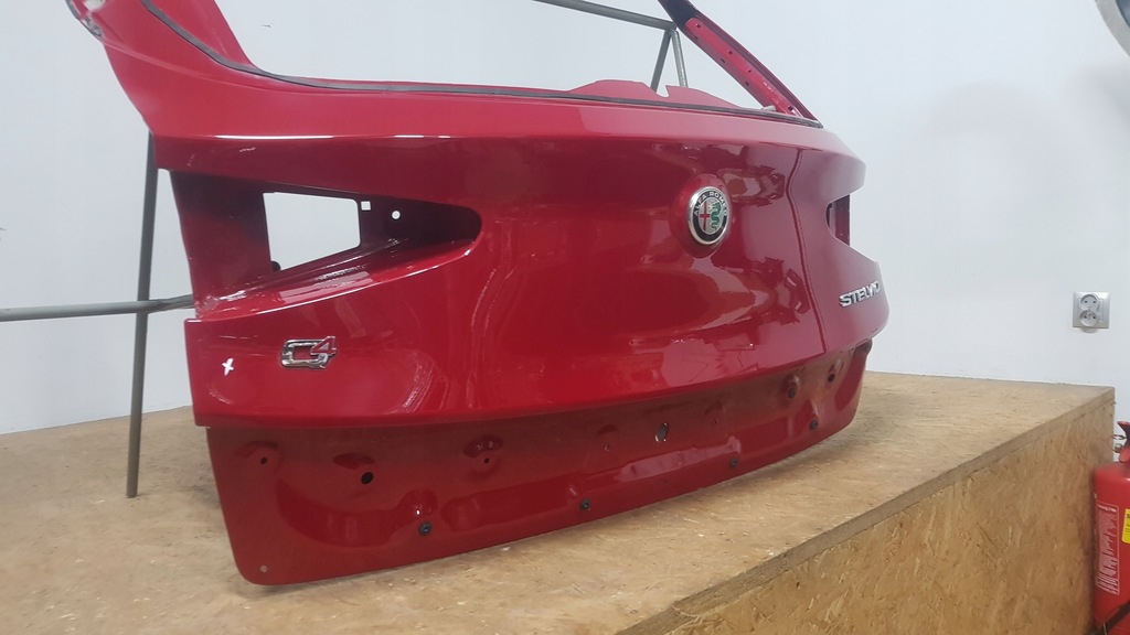 ALFA ROMEO STELVIO HECKKLAPPE HINTEN Product image