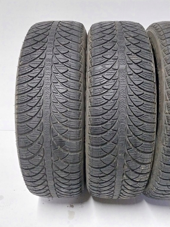 K1451 Fulda 185/60/R15 84T Winterreifen-Set Product image