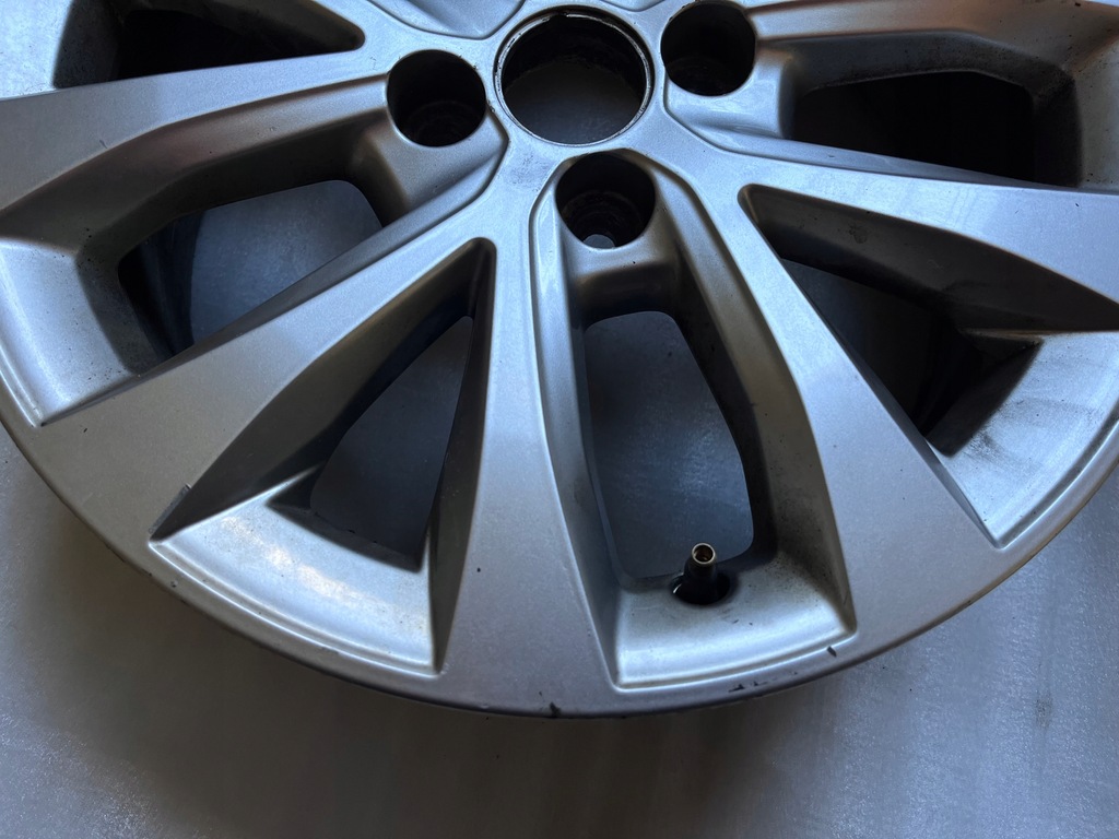 Renault Alufelge OE 403008062R 0 x 16" Product image