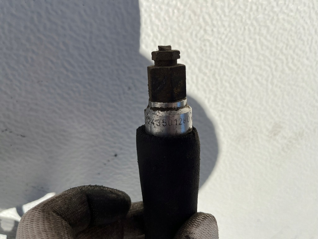 Birnenventil ASD MERCEDES W124 1243503457 1243504957 1243501280 Product image