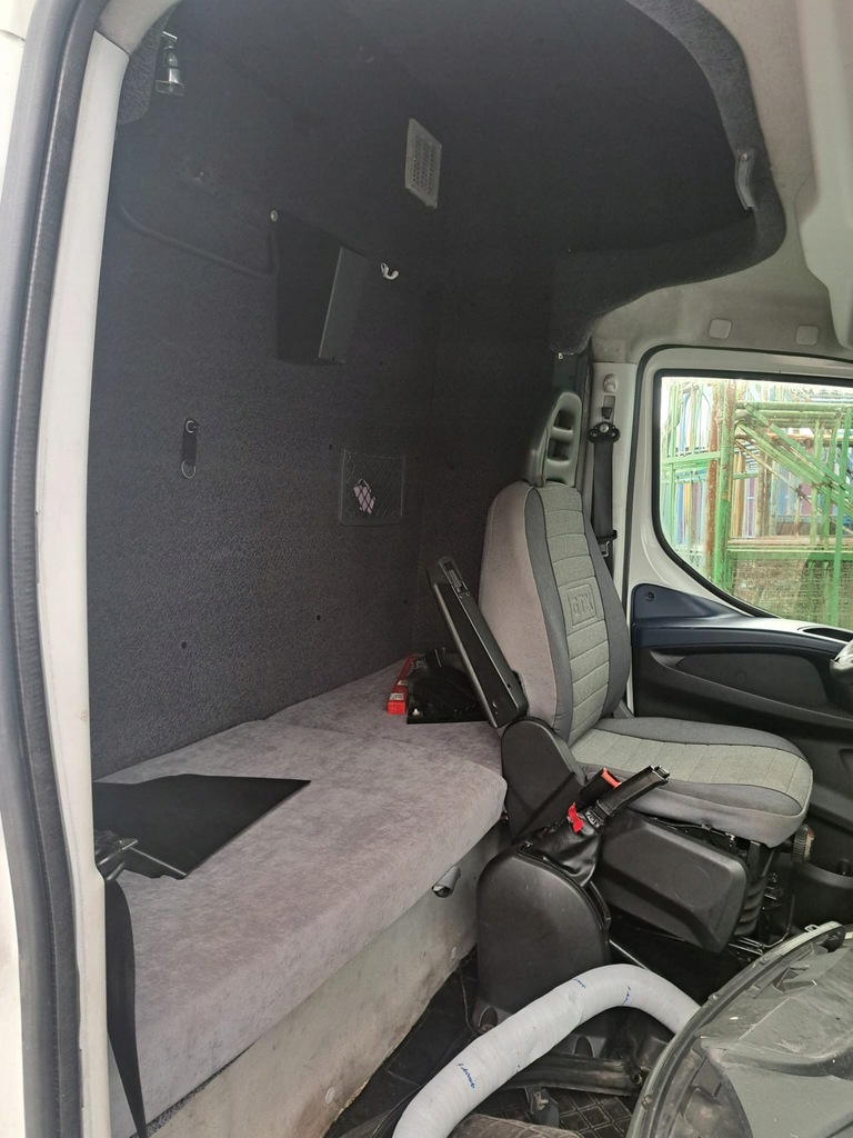 TWINCAB SCHLAFKABINE IVECO DAILY 15 - netto 30.000 PLN Product image