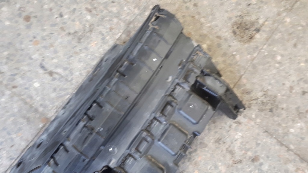 2K7807231E Stärke des VW Caddy IV -Kühlergrills Product image