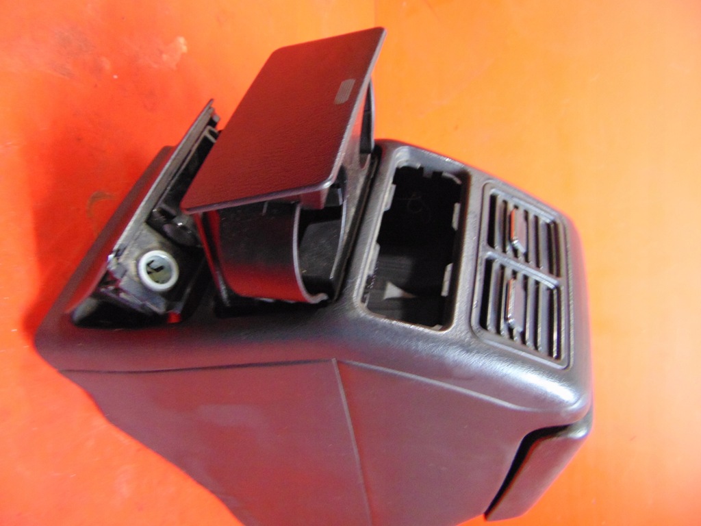 MERCEDES ML W163 LIFT 02- CENTER TUNNEL ARMREST CUP HOLDER Product image