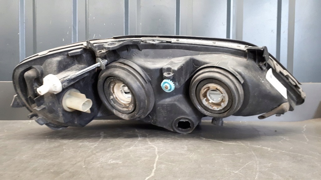 90520877 Lewy Scheinwerfer Opel Astra II G Hella Product image