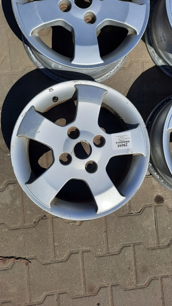 MITSUBISHI LEICHTMETALLFELGEN 4X114,3 6JX15 ET 46 Product image