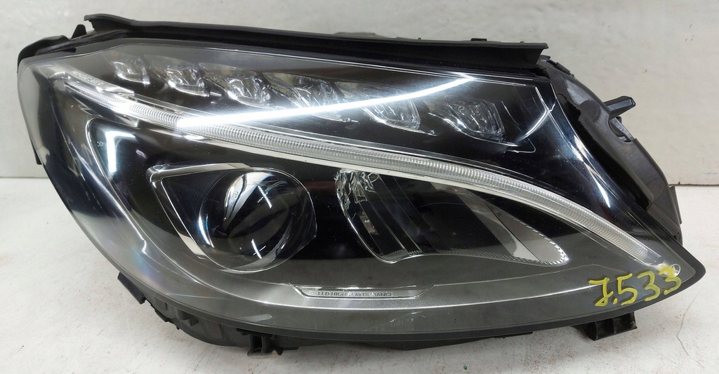 Mercedes-Benz C Klasse 205 W205 LED Right Frontlampe Vorderscheinwerfer Product image