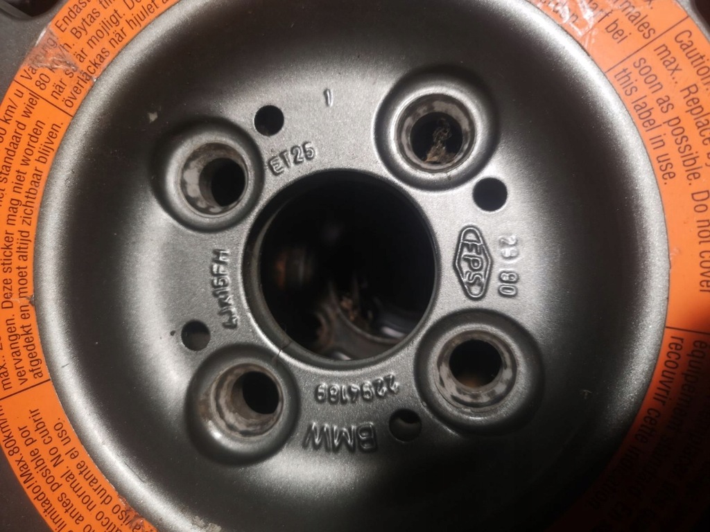 BMW Z1 Ersatzrad 4x100 r15 MITTENLOCH 57,1 Product image