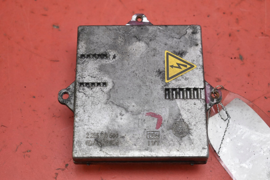 XENON-KONVERTER XENON LINKS 1307329060 MERCEDES C-KLASSE W203 00-04 Product image